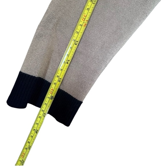 The Limited Black and Tan 3/4 Sleeve Crew Neck Sweater - Picture 12 of 13